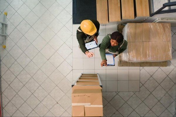 Checklist rígido: como escolher transportadora de cargas no Brasil