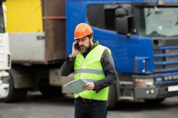 Por que investir em transporte de cargas perigosas?